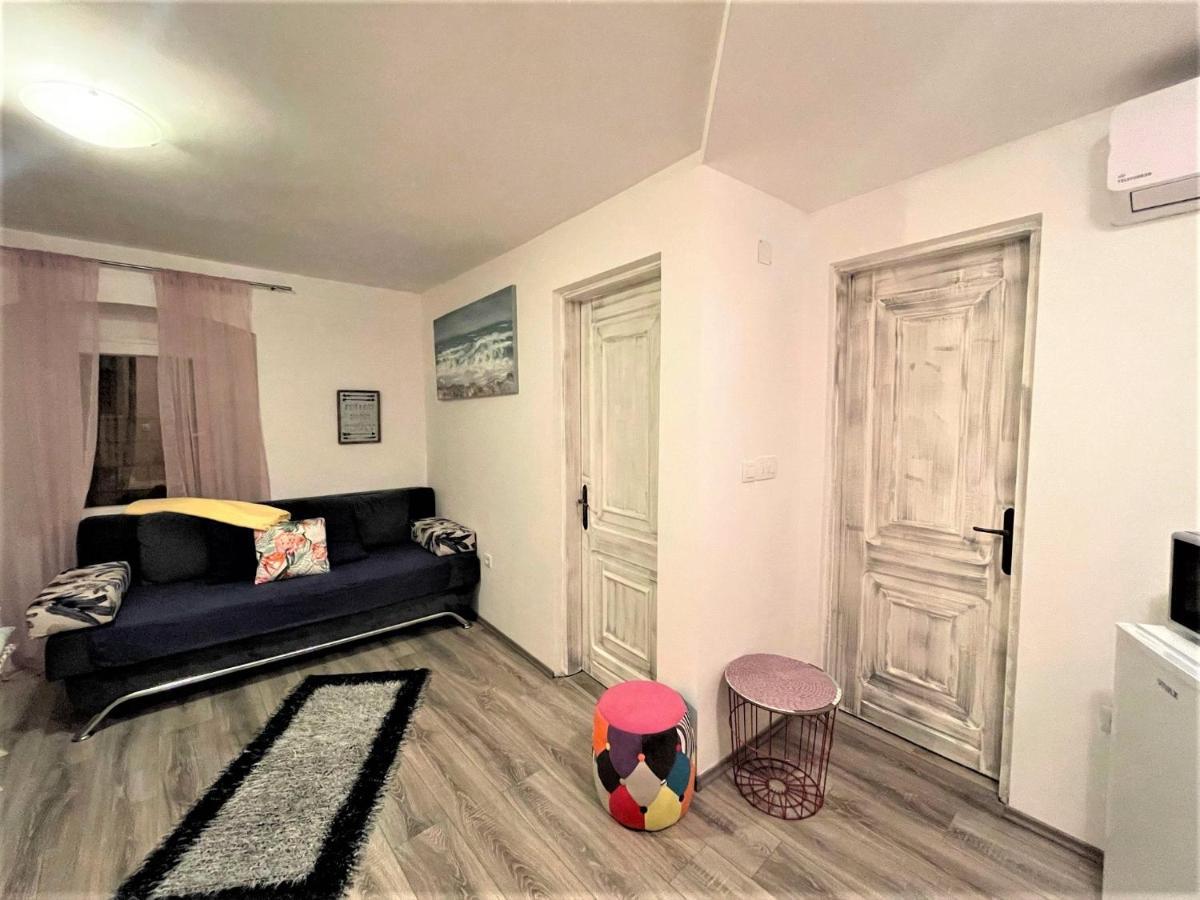 Apartment Chloe Trogir Exterior photo
