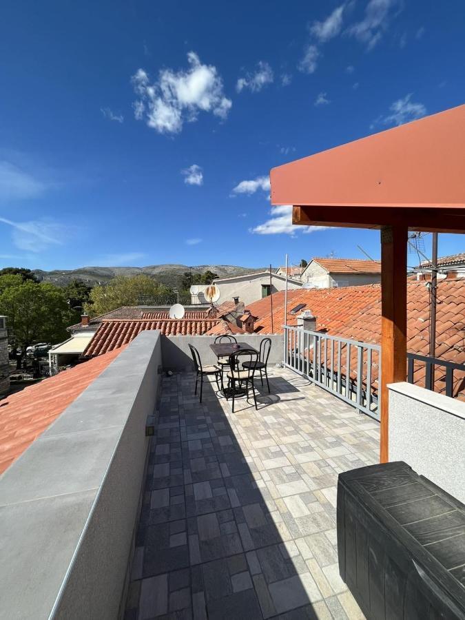 Apartment Chloe Trogir Exterior photo