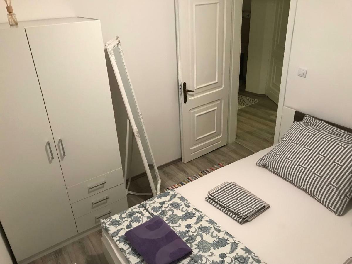 Apartment Chloe Trogir Exterior photo