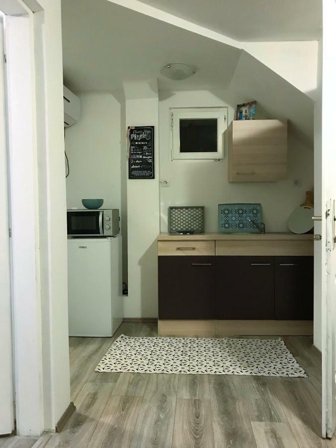 Apartment Chloe Trogir Exterior photo